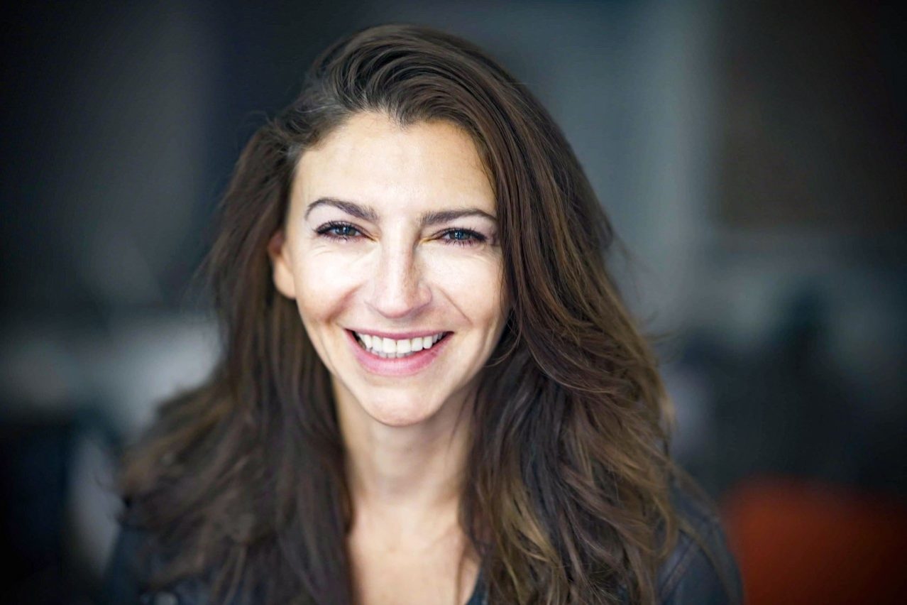 Nathalie-Boyer-headshot sourire 2021 Nathalie-Boyer-headshot sourire 2021